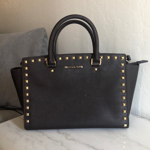 Michael Kors Handbags - MICHAEL KORS || selma studded tote